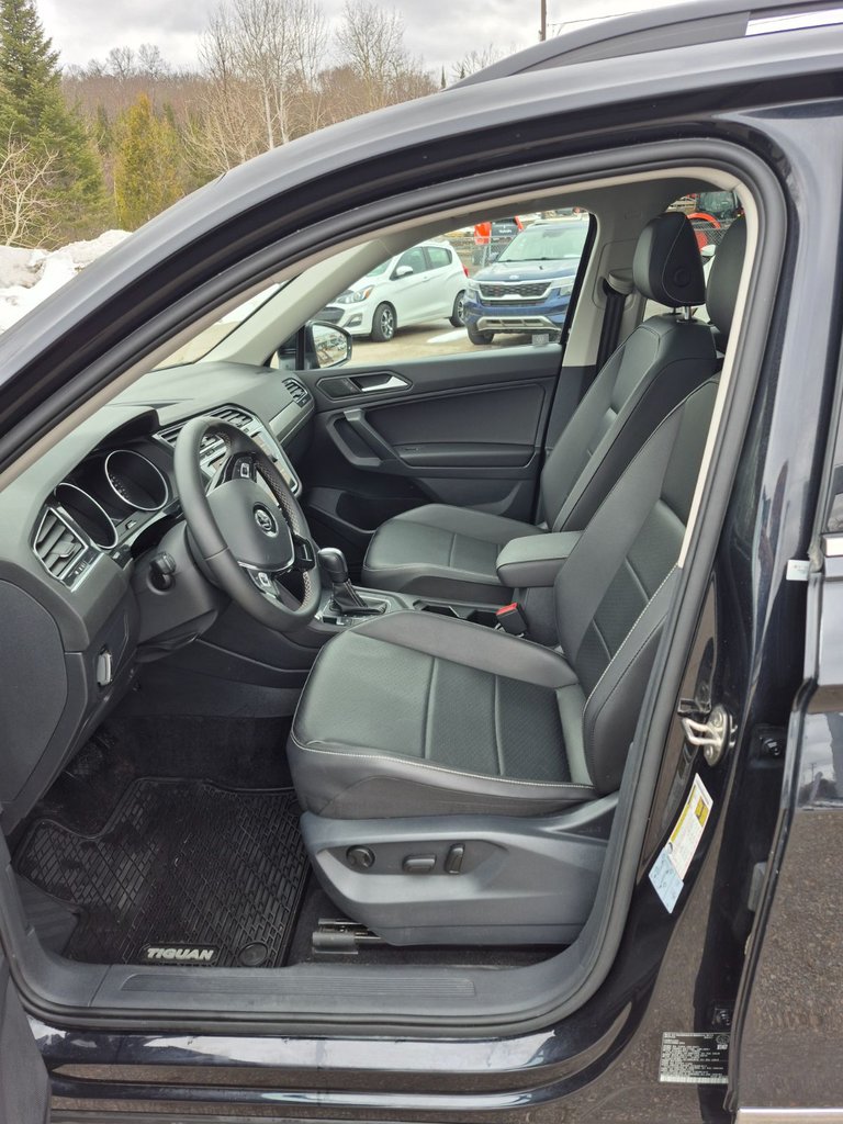 2021 Volkswagen Tiguan Confortline Volkswagen Tiguan 2021 : L'élégance et la puissance au service de votre aventure