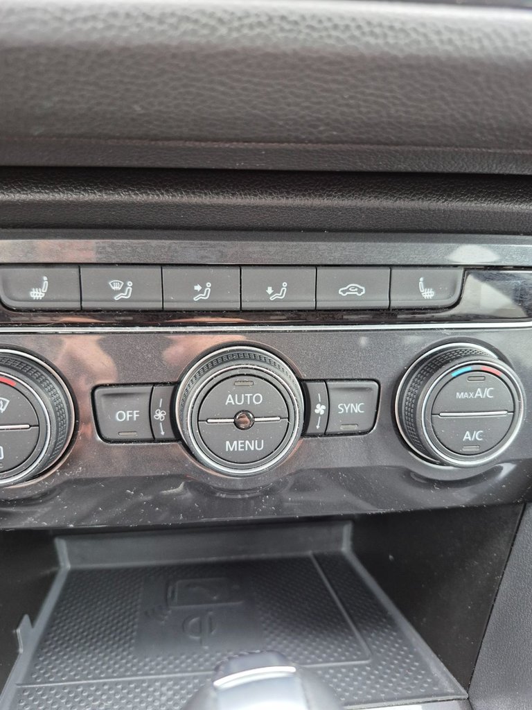 2021 Volkswagen Tiguan CONFORTLINE Single owner, accident-free, still under manufacturer’s warranty