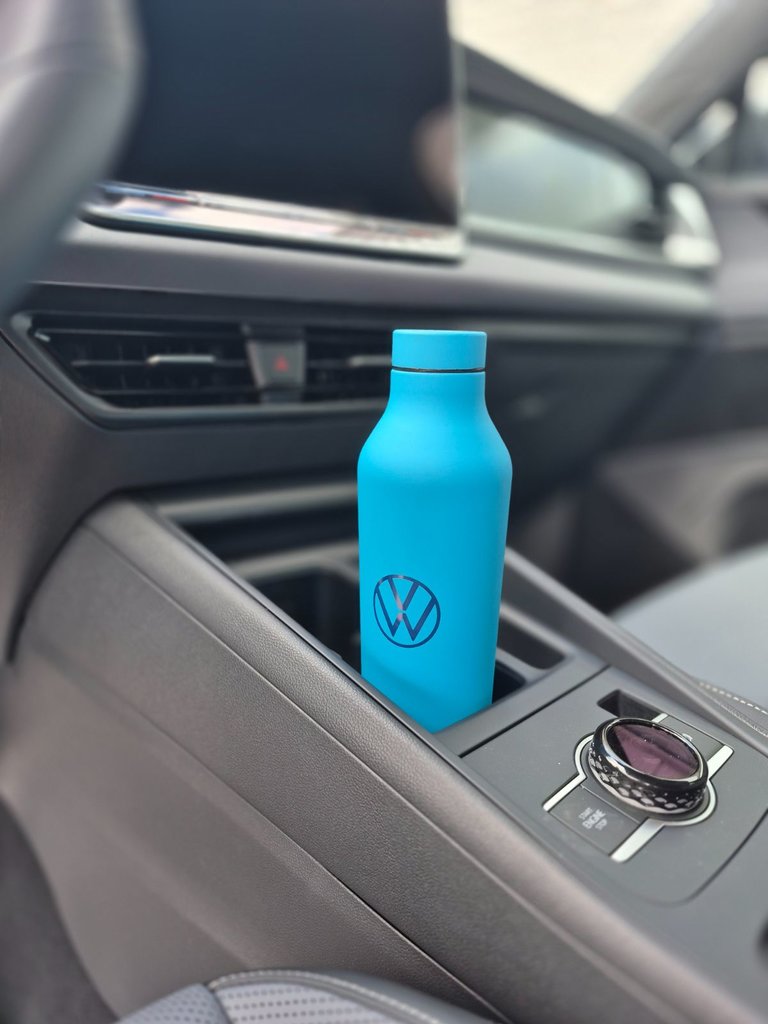 2025 Volkswagen Tiguan Comfortline Tiguan 2025 — Space for life. Style for the road