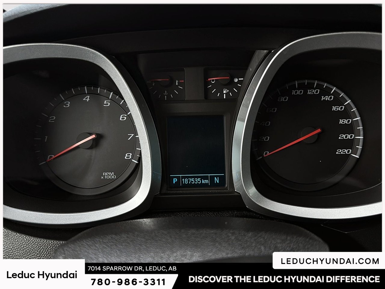 2017 Chevrolet Equinox Premier-16