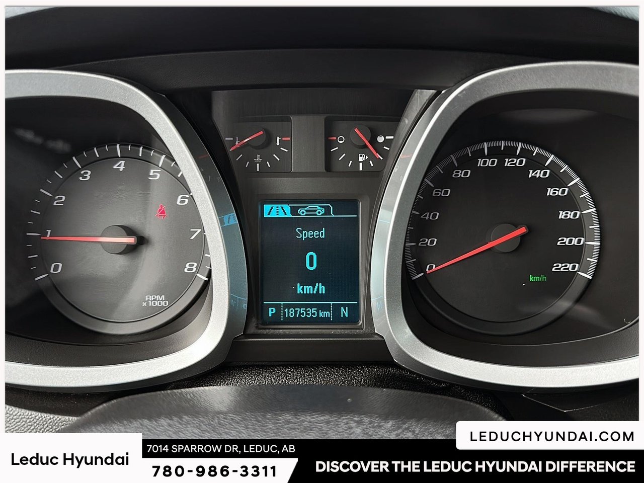 2017 Chevrolet Equinox Premier-17