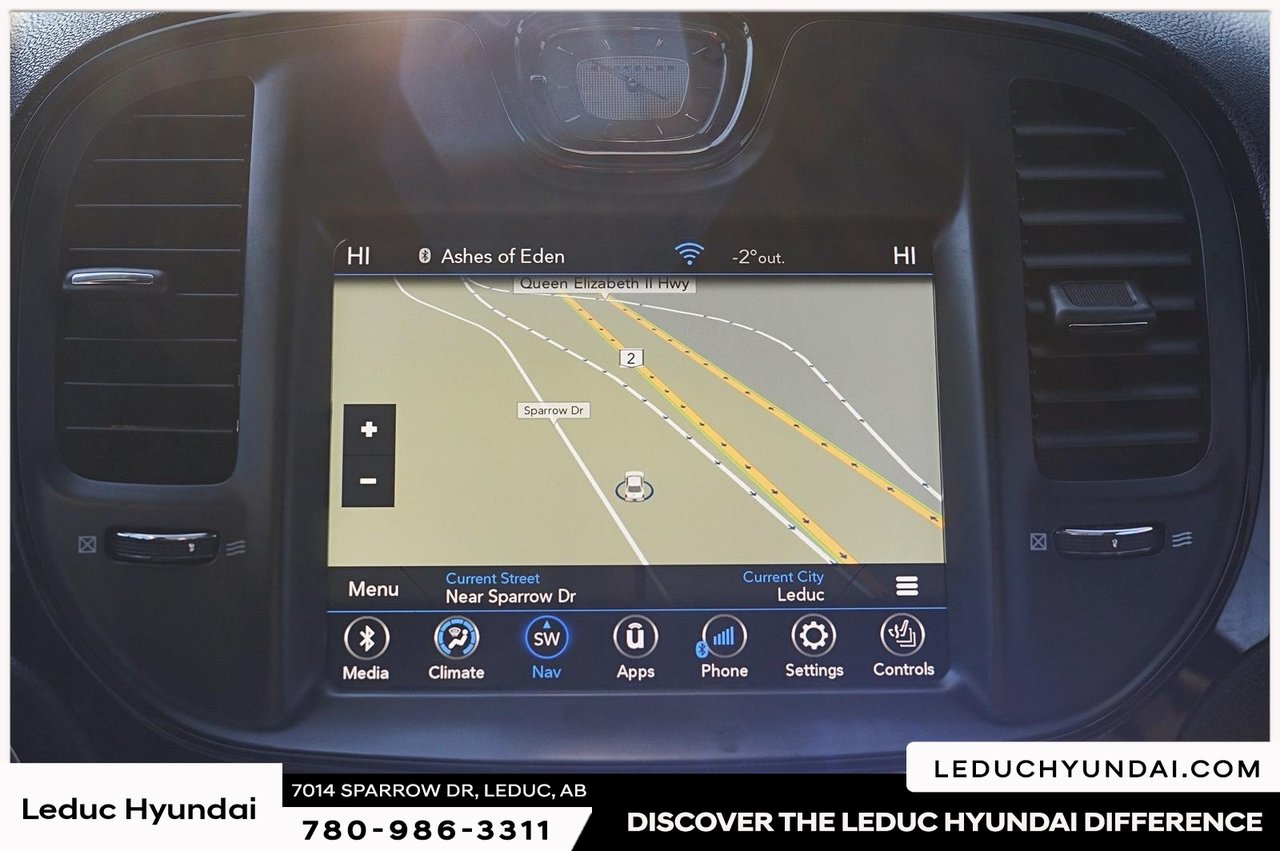 2021 Chrysler 300 S-16