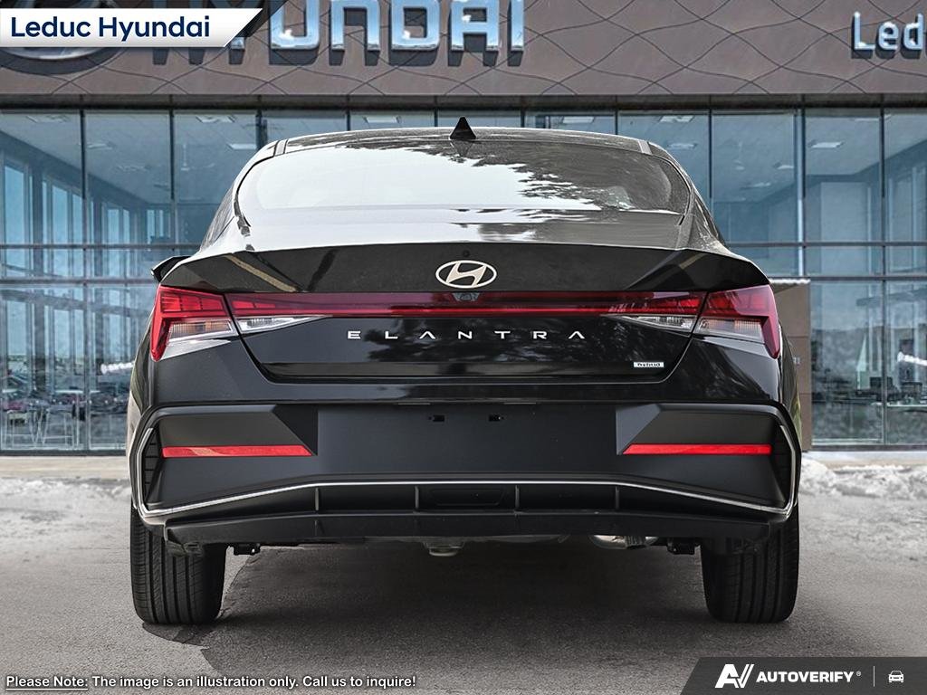 2026 Hyundai Elantra Hybrid Luxury Two-Tone Interior-4