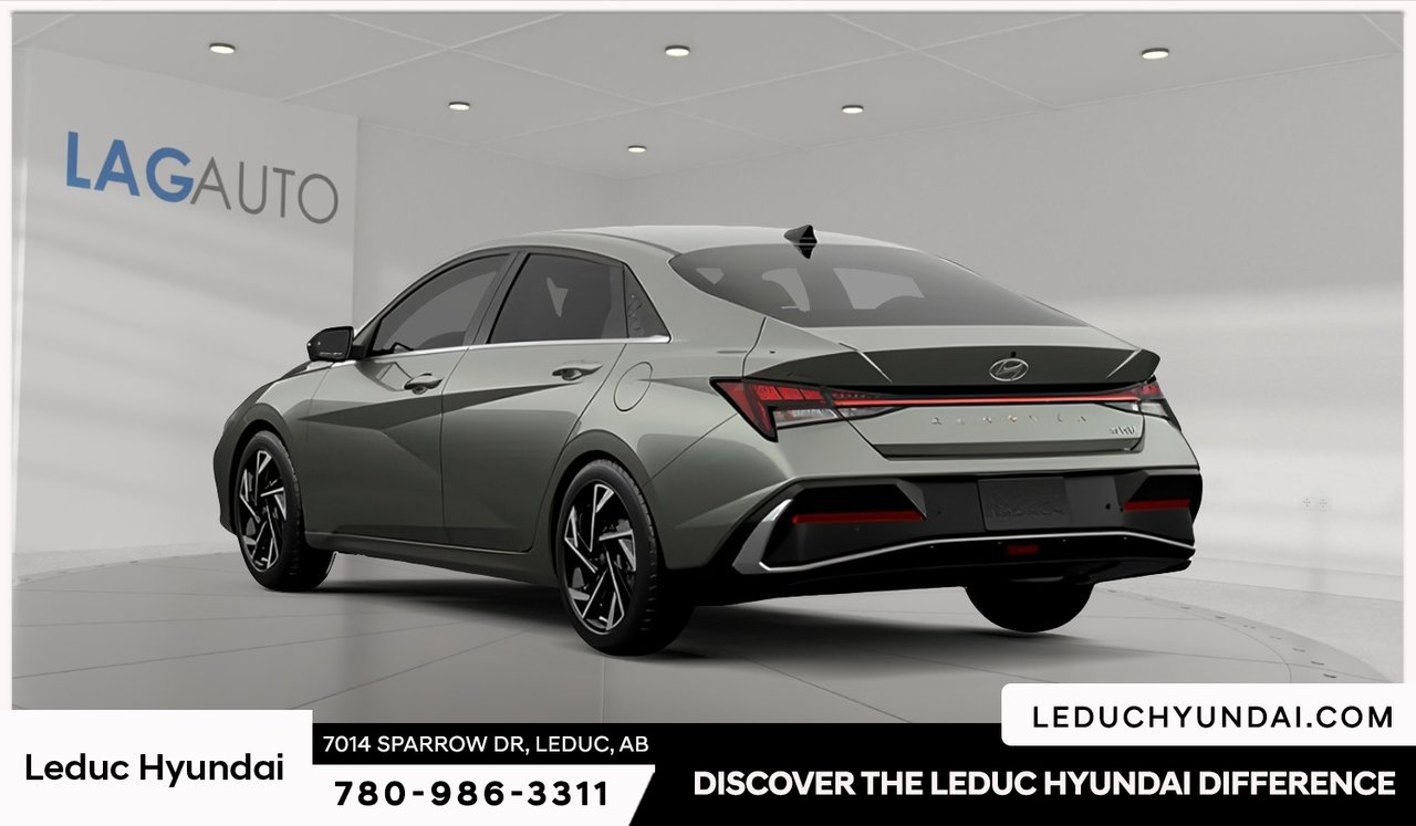 2026 Hyundai Elantra Hybrid Luxury Two-Tone Interior-2