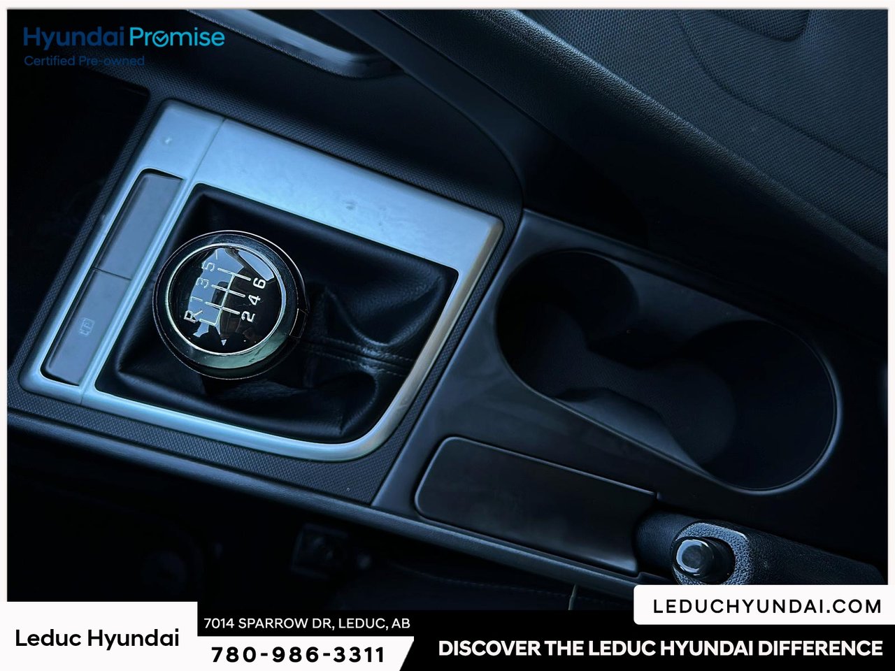 2022 Hyundai Elantra Essential-16