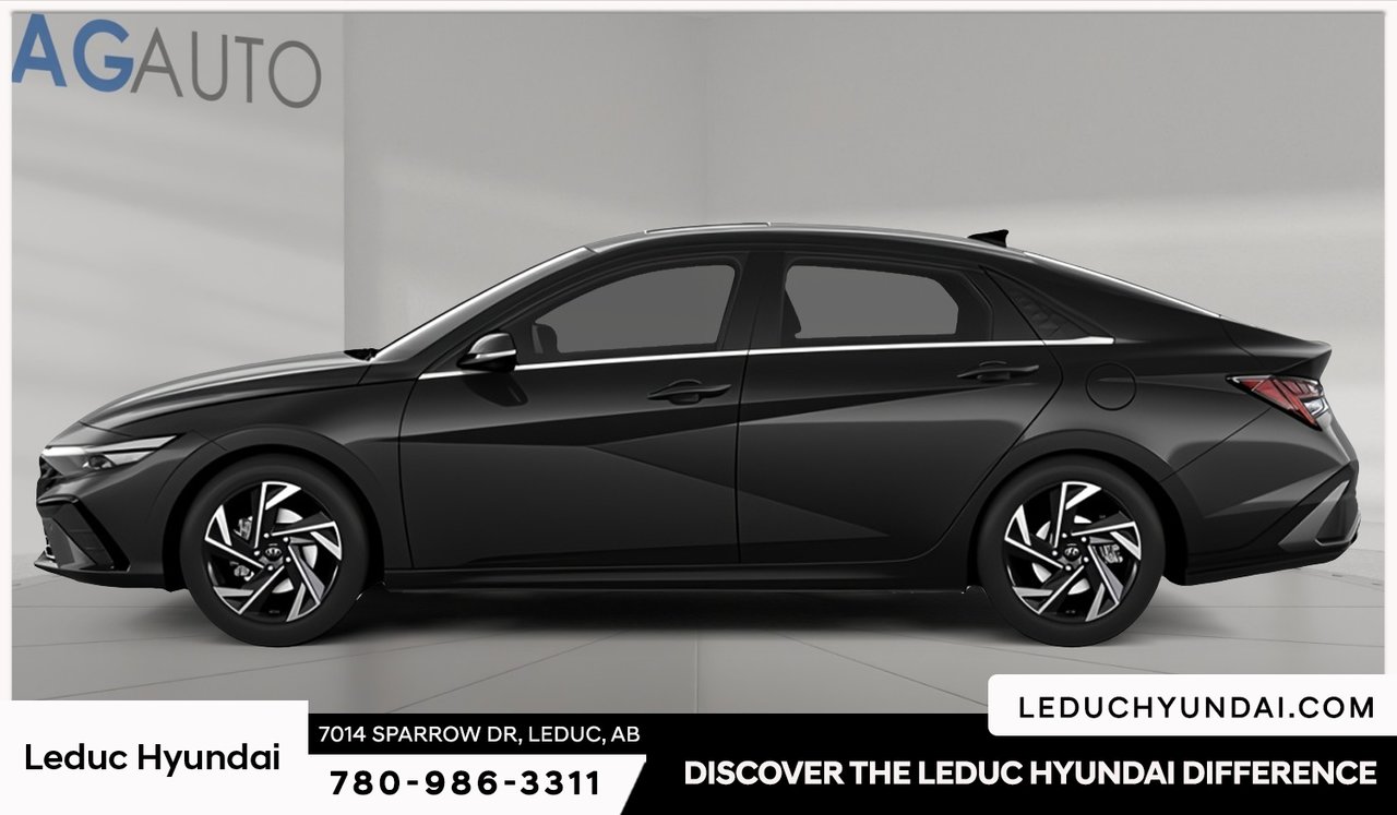 2026 Hyundai Elantra Luxury Two-Tone Interior-2