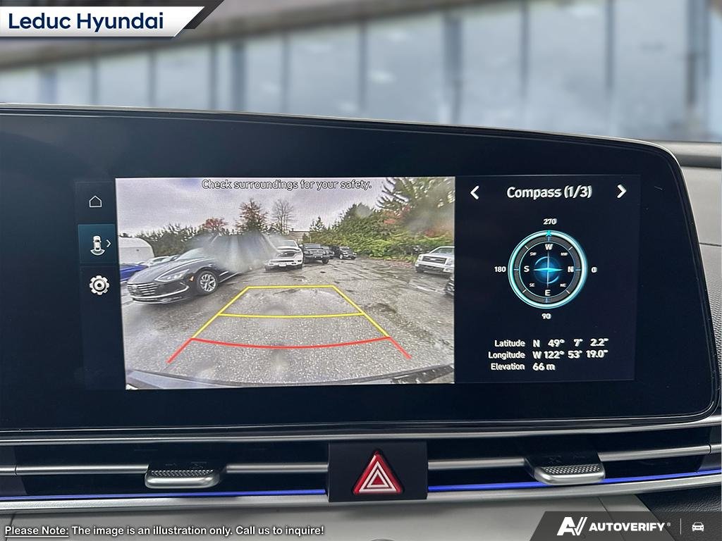 2026 Hyundai Elantra Luxury Two-Tone Interior-22