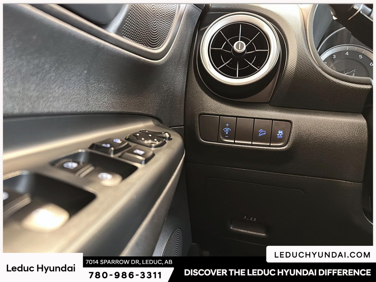 2022 Hyundai Kona 2.0L Preferred-17