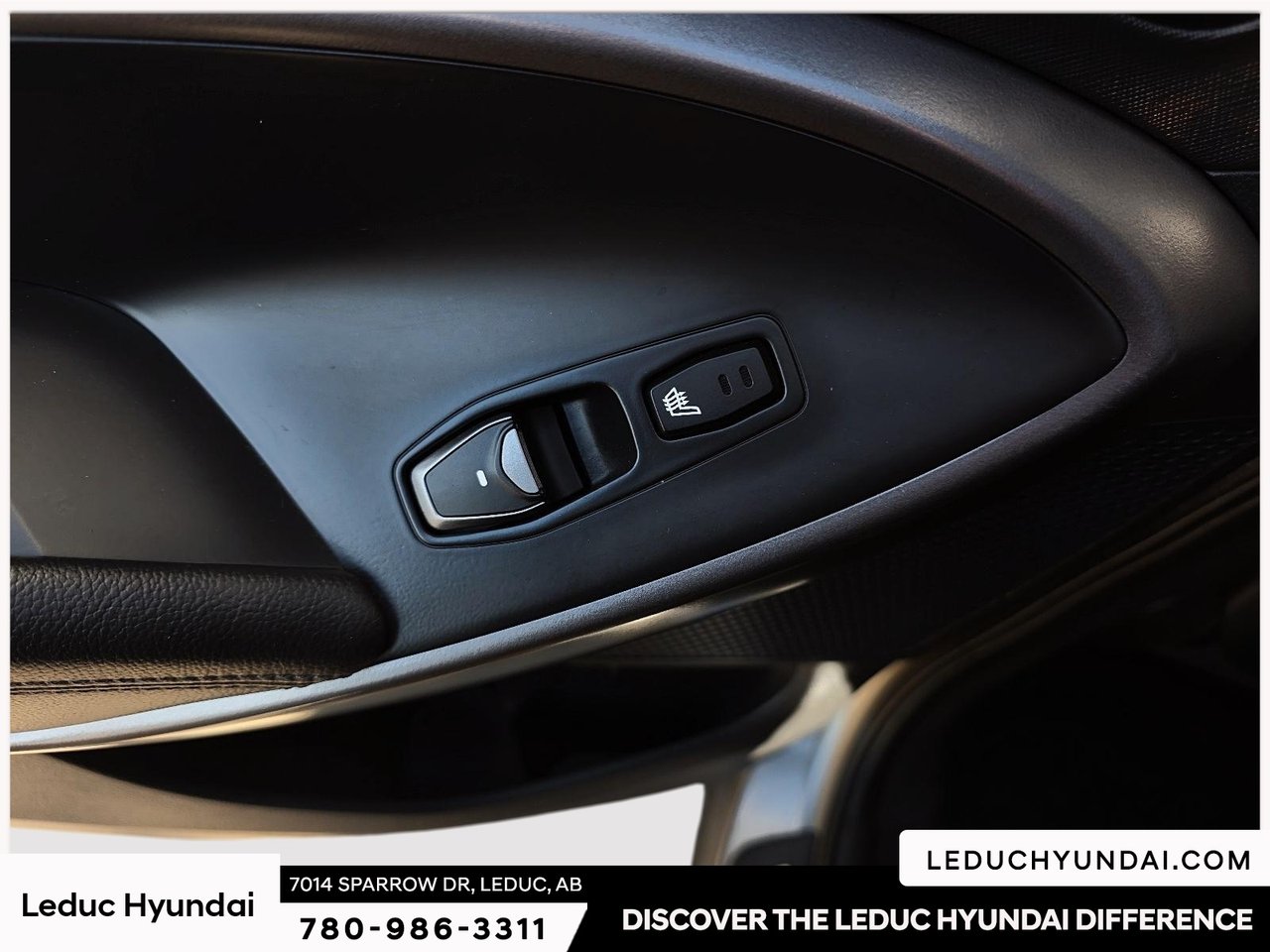 2013 Hyundai Santa Fe Sport 2.0T Limited-11