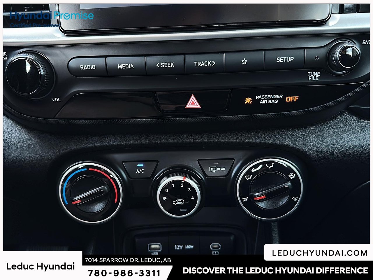 2023 Hyundai Venue Essential-23