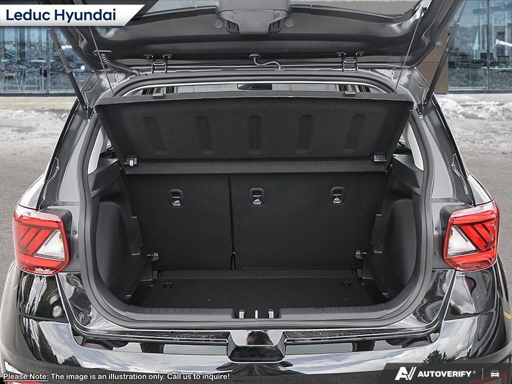 2025 Hyundai Venue Essential-6