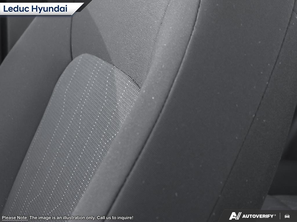 2026 Hyundai Venue Essential Two-tone-19