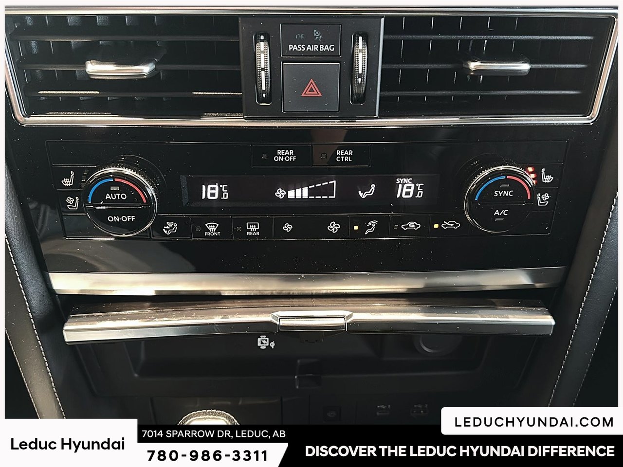 2023 Infiniti QX80 LUXE-27