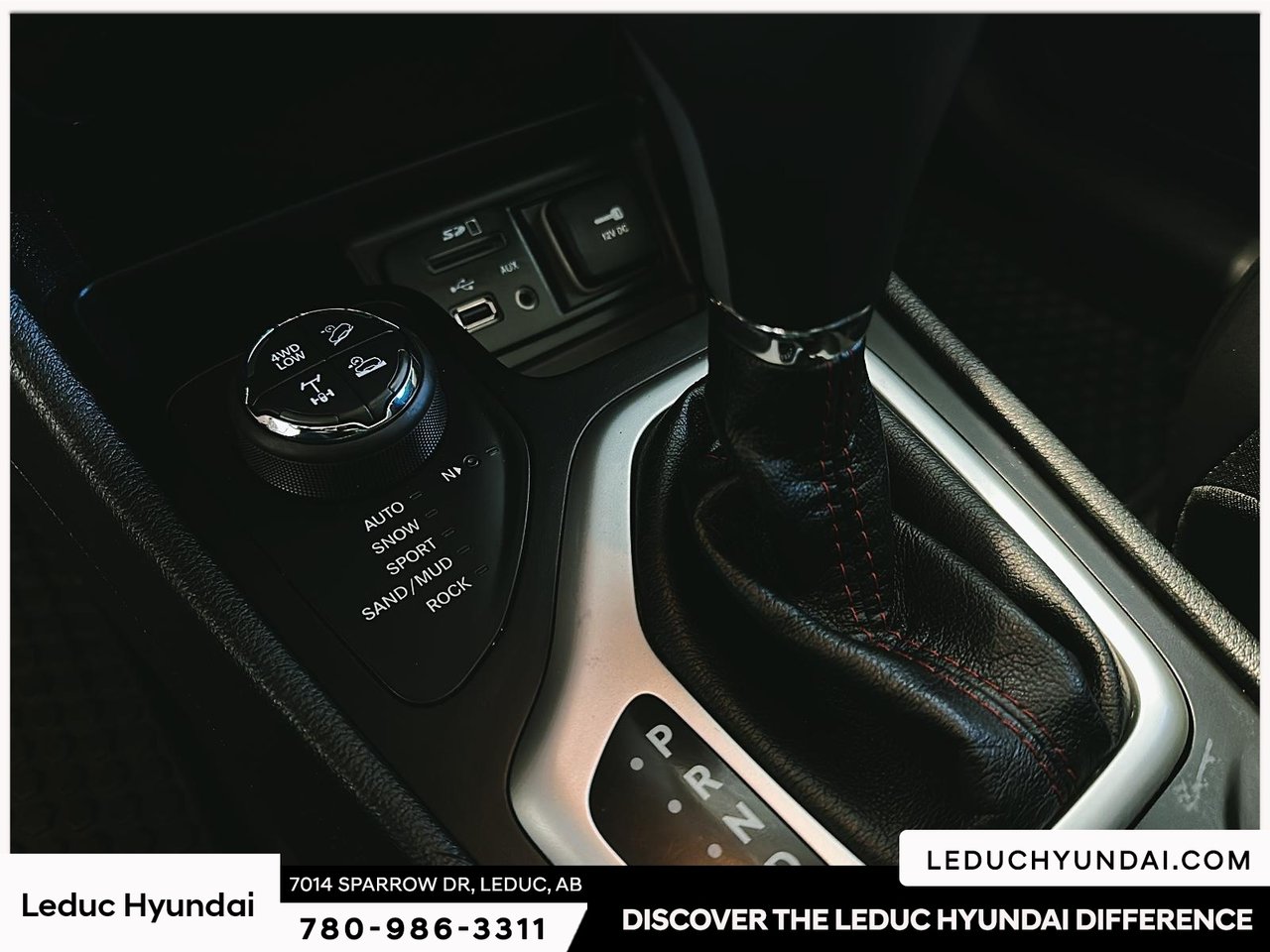 2018 Jeep Cherokee Trailhawk-24