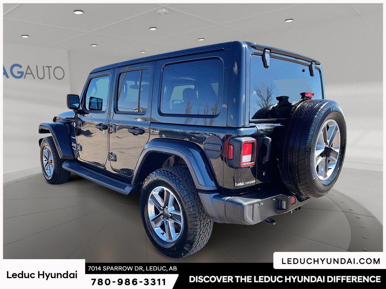 2019 Jeep Wrangler Unlimited Sahara-3