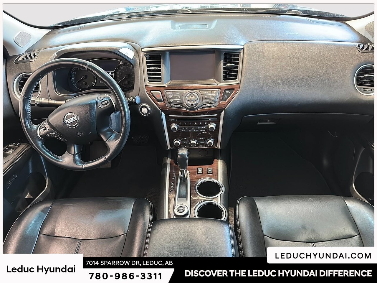 2015 Nissan Pathfinder SL-11