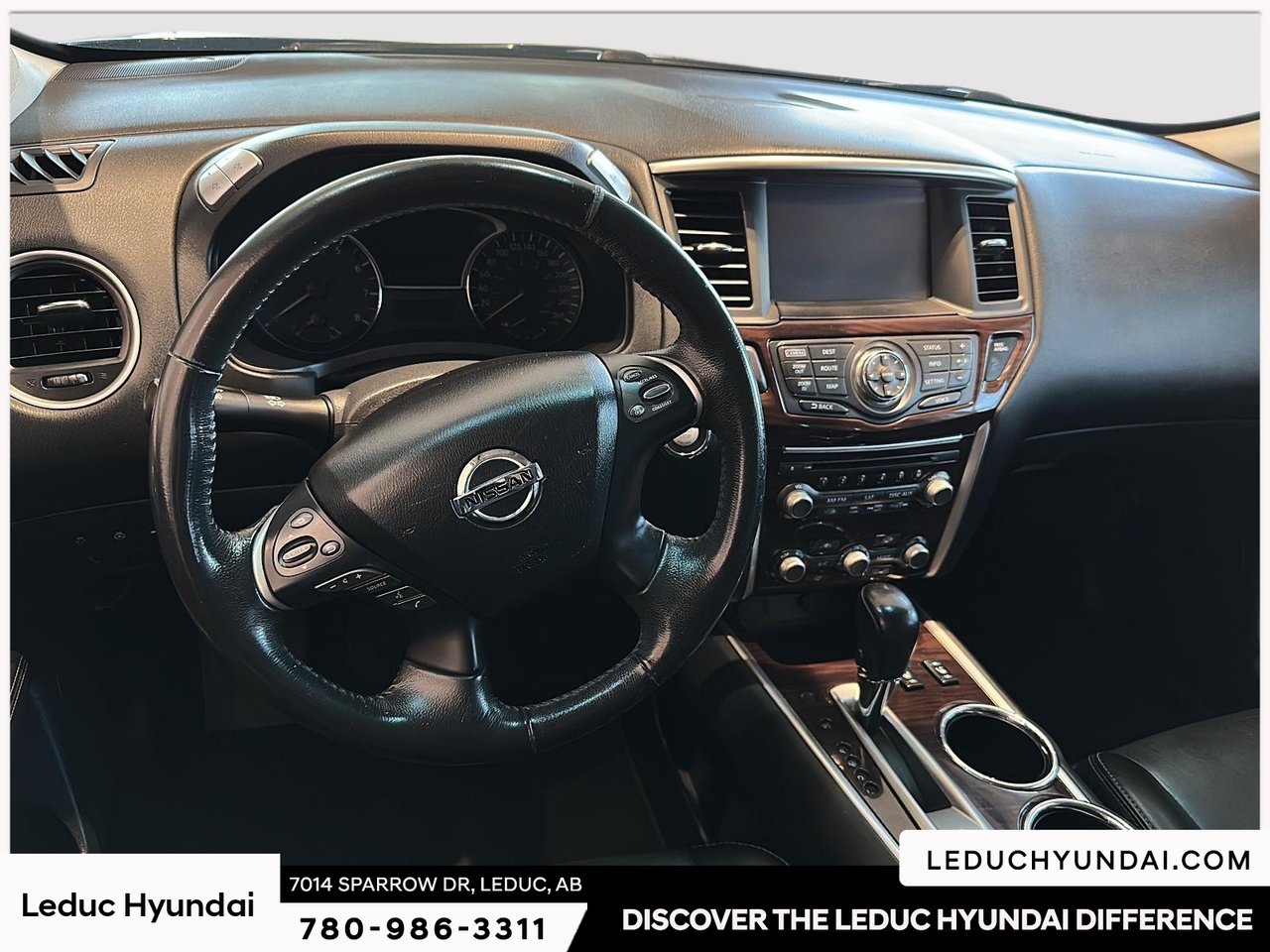 2015 Nissan Pathfinder SL-15