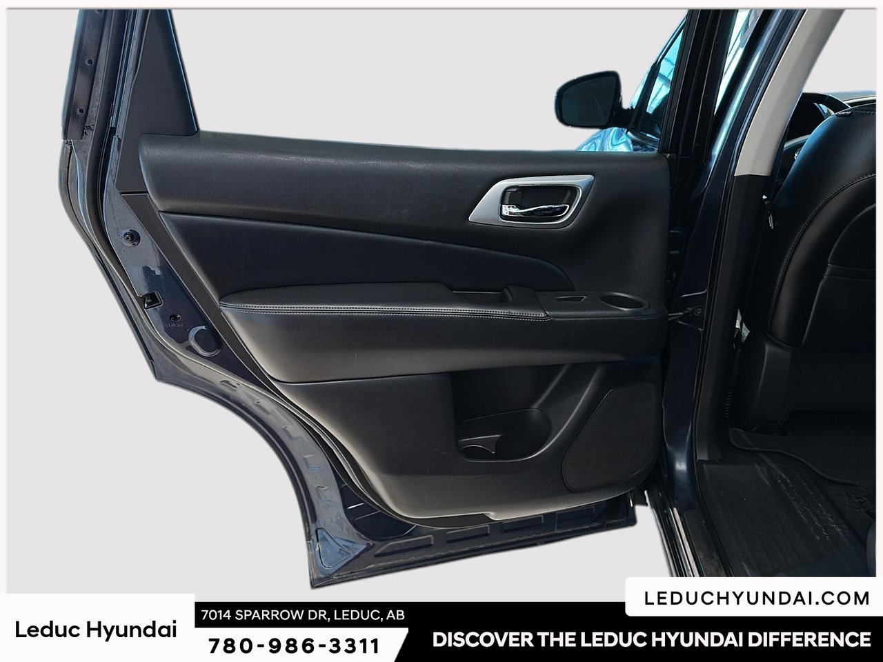 2015 Nissan Pathfinder SL-14