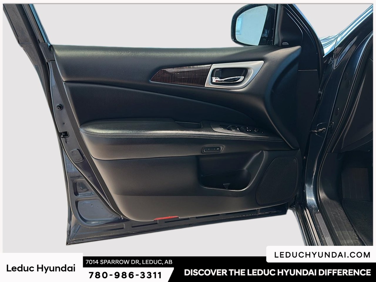 2015 Nissan Pathfinder SL-13