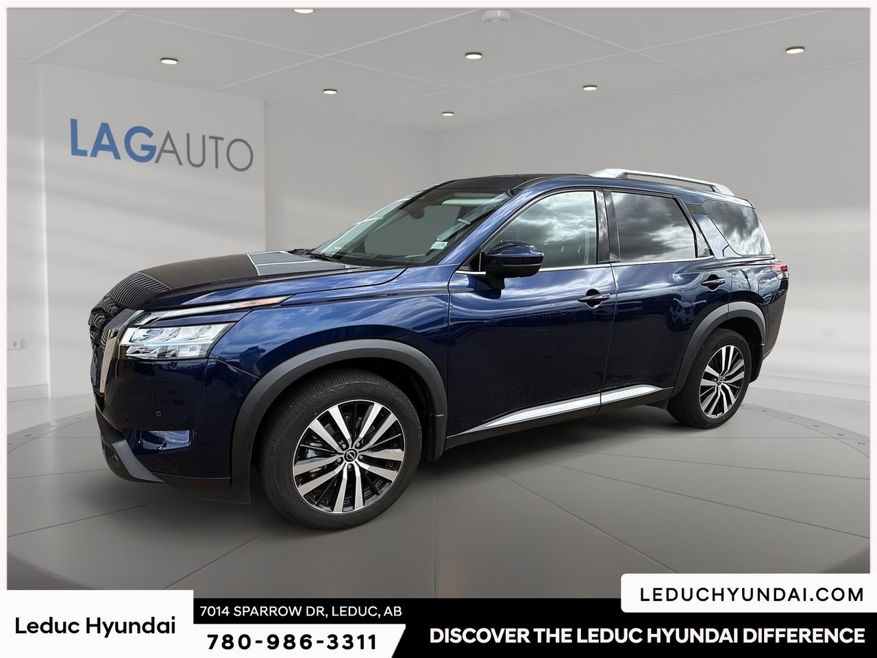 2024 Nissan Pathfinder Platinum-0