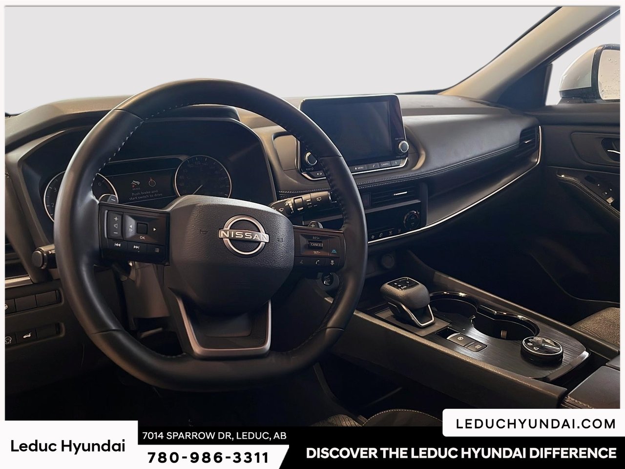 2025 Nissan Rogue SV-10