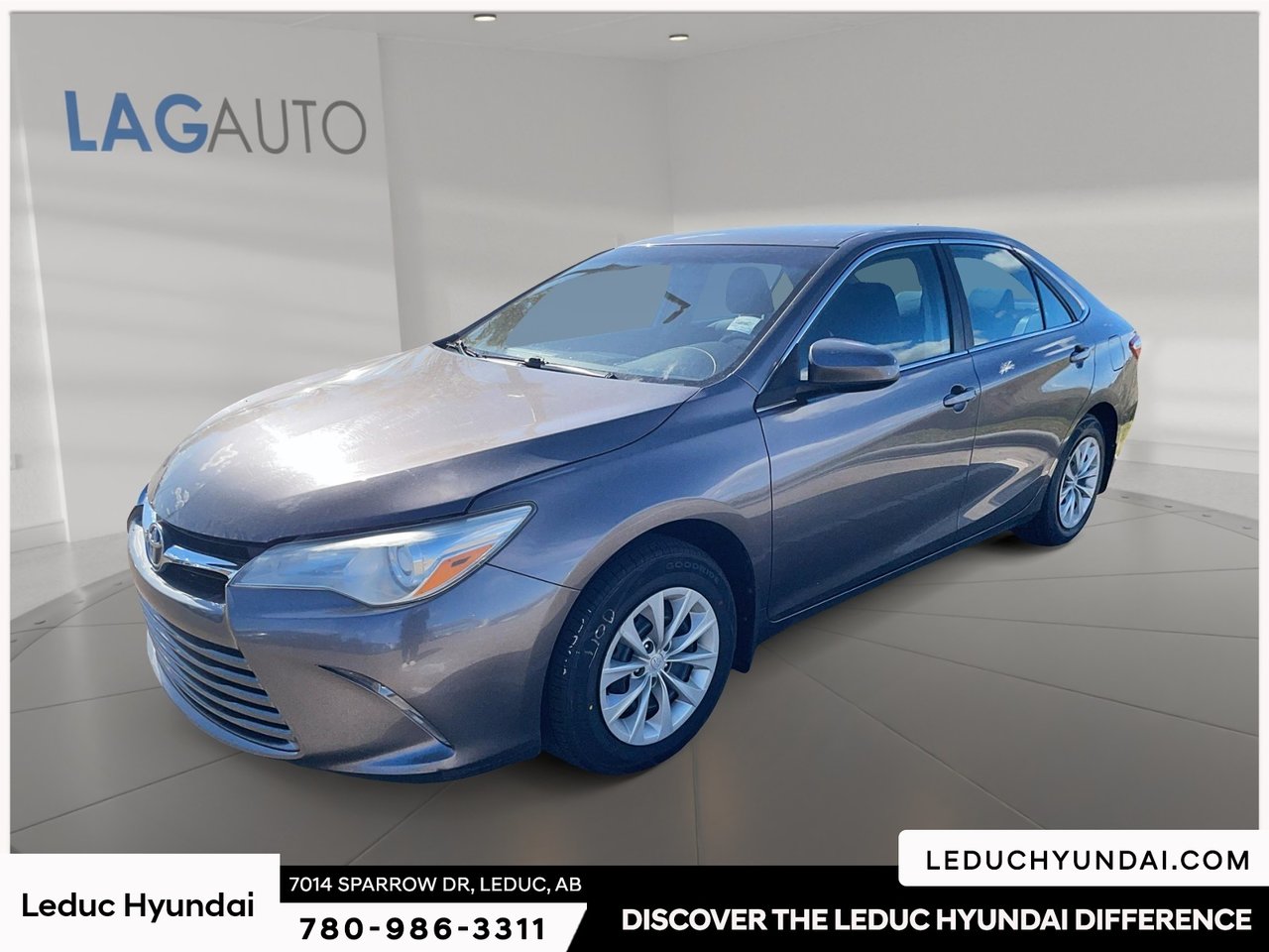 Gray 2017 Toyota Camry Sedan Front-Wheel Drive Automatic