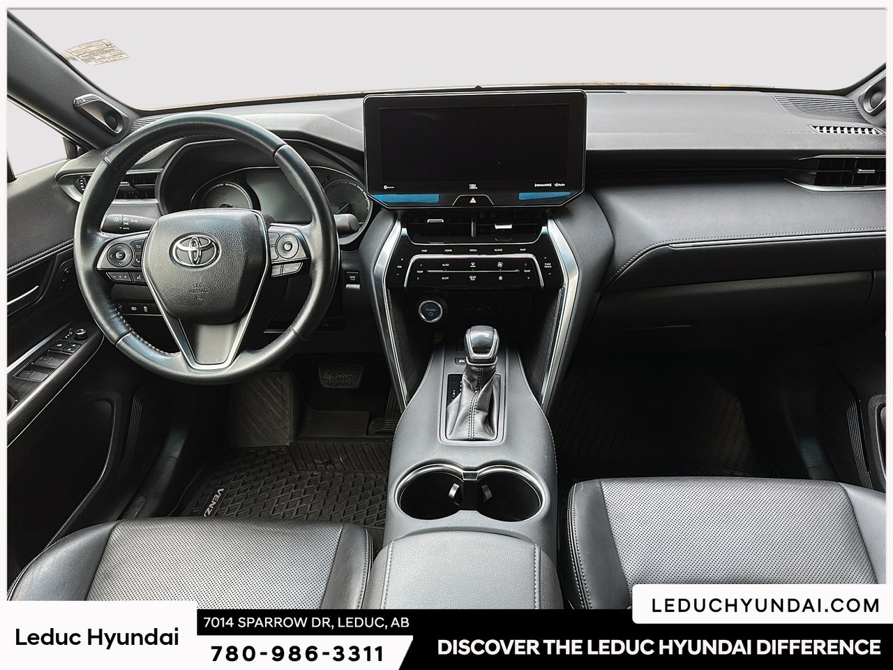 2021 Toyota Venza LE-11