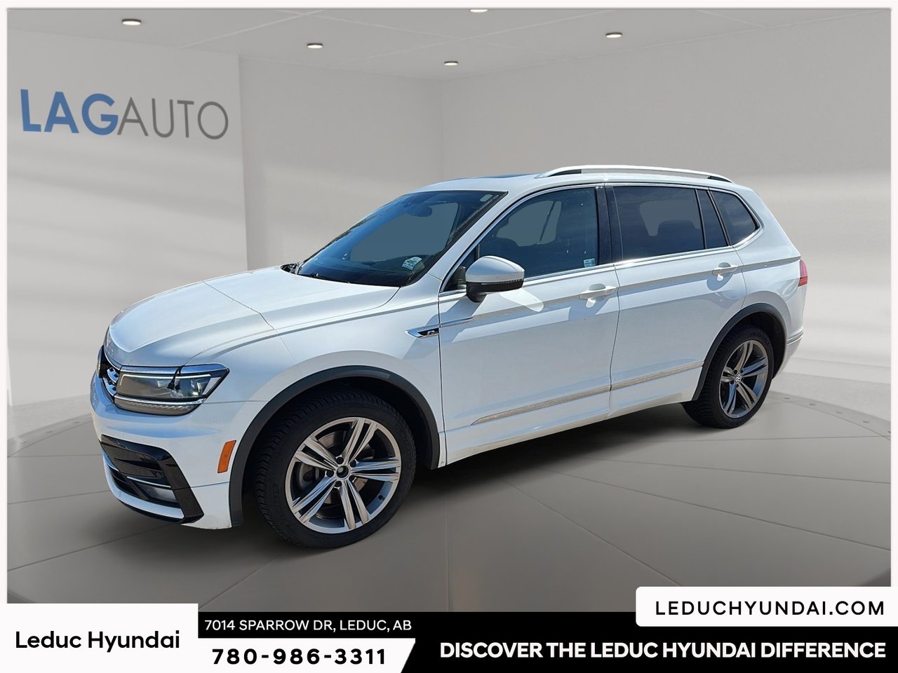 White 2019 Volkswagen Tiguan SUV / Crossover  Automatic