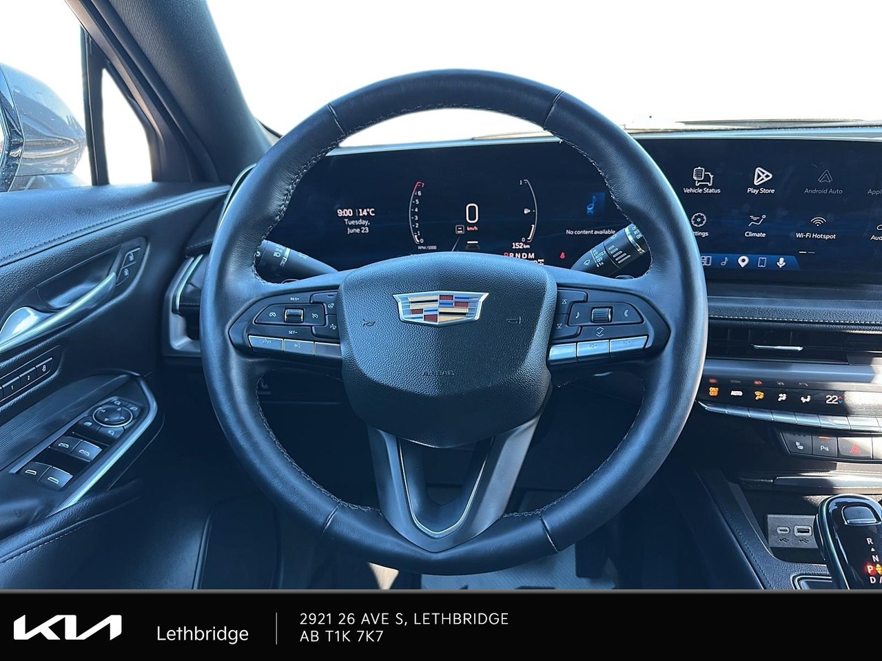2025 Cadillac XT4 Premium Luxury-9