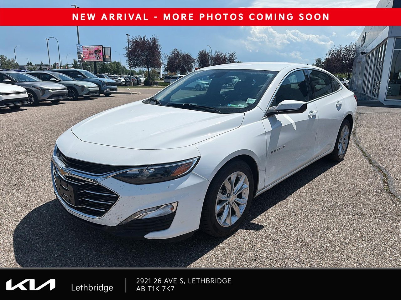 Summit White 2023 Chevrolet Malibu Sedan Front-Wheel Drive