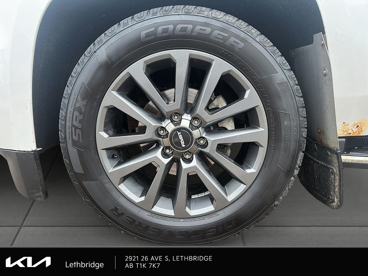 2017 Chevrolet Suburban Premier-6