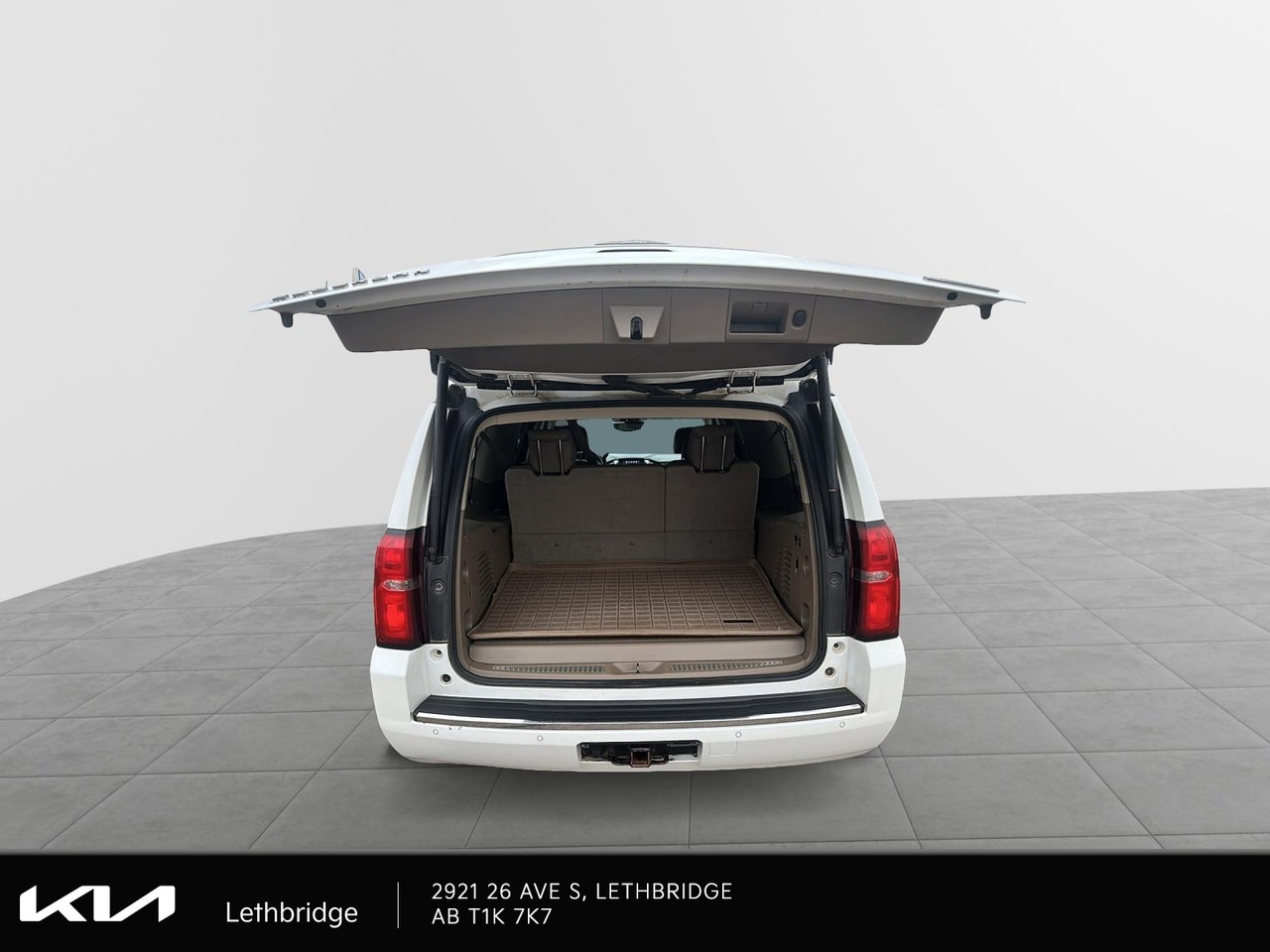 2017 Chevrolet Suburban Premier-5