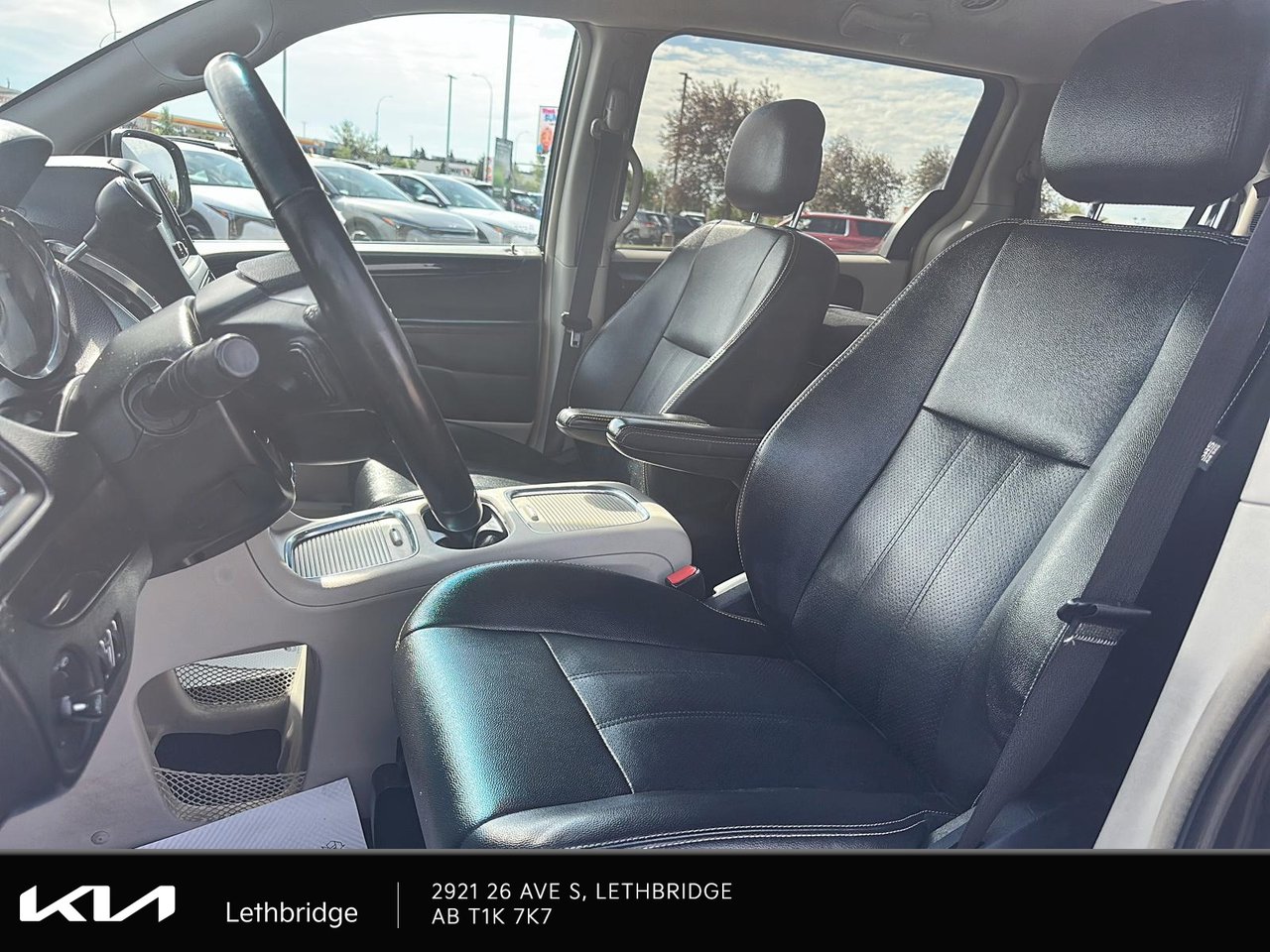 2017 Dodge Grand Caravan Crew-7