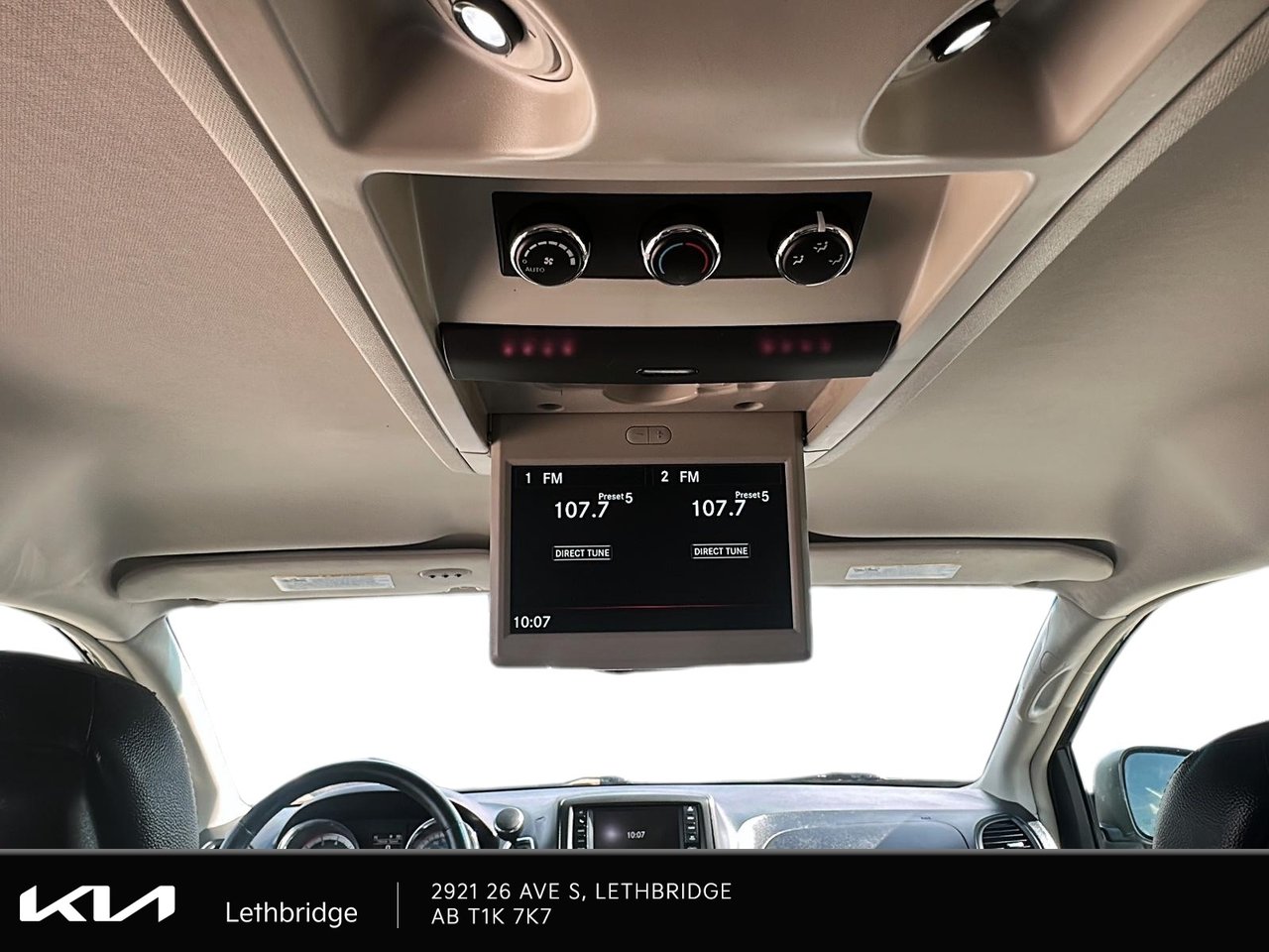 2017 Dodge Grand Caravan Crew-15