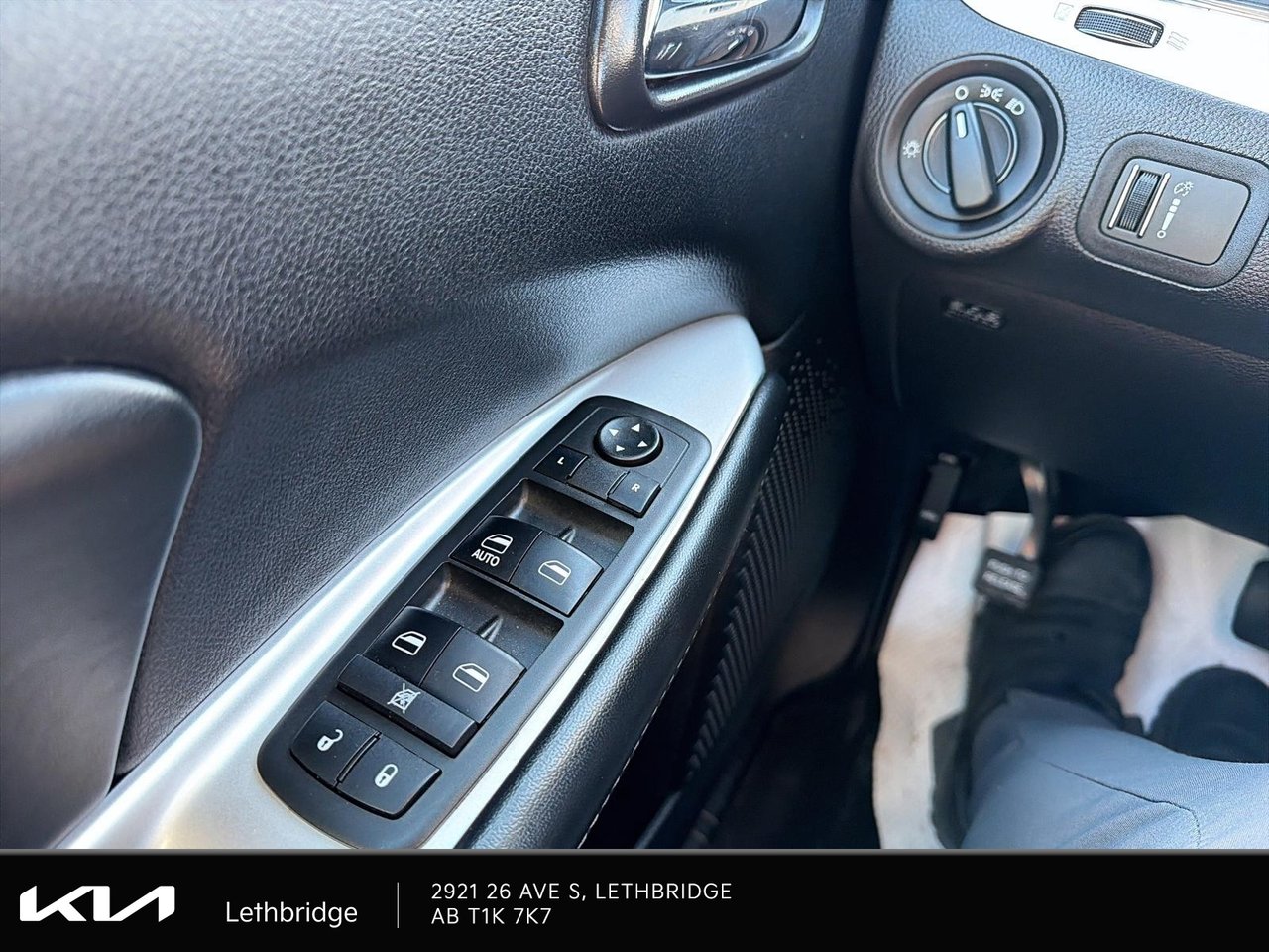 2018 Dodge Journey SE-10