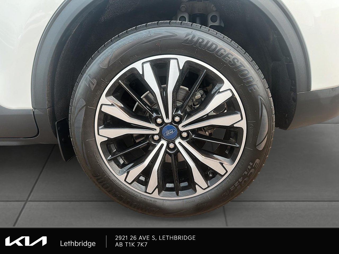 2022 Ford Escape SEL-6