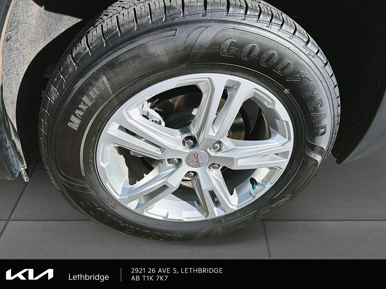 2024 GMC Terrain SLE-7