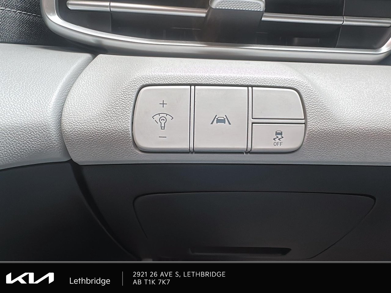 2023 Hyundai Elantra Luxury-15
