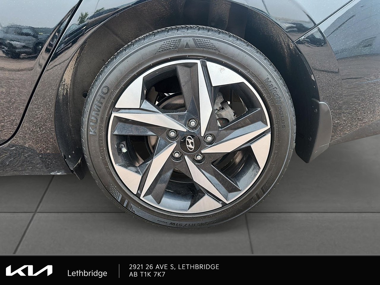 2023 Hyundai Elantra Luxury-6