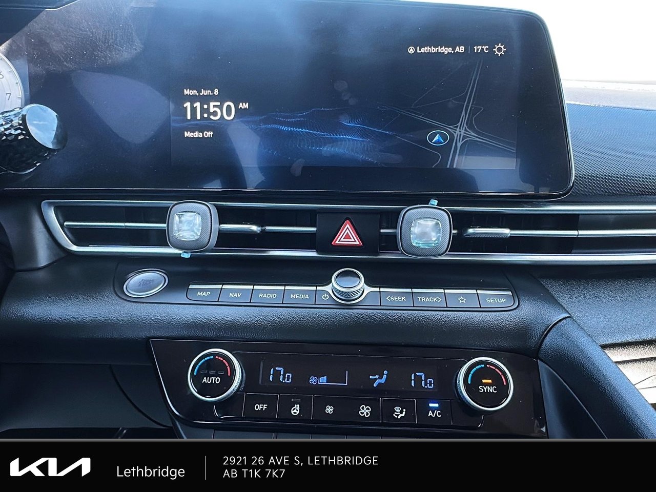 2024 Hyundai Elantra Preferred-12