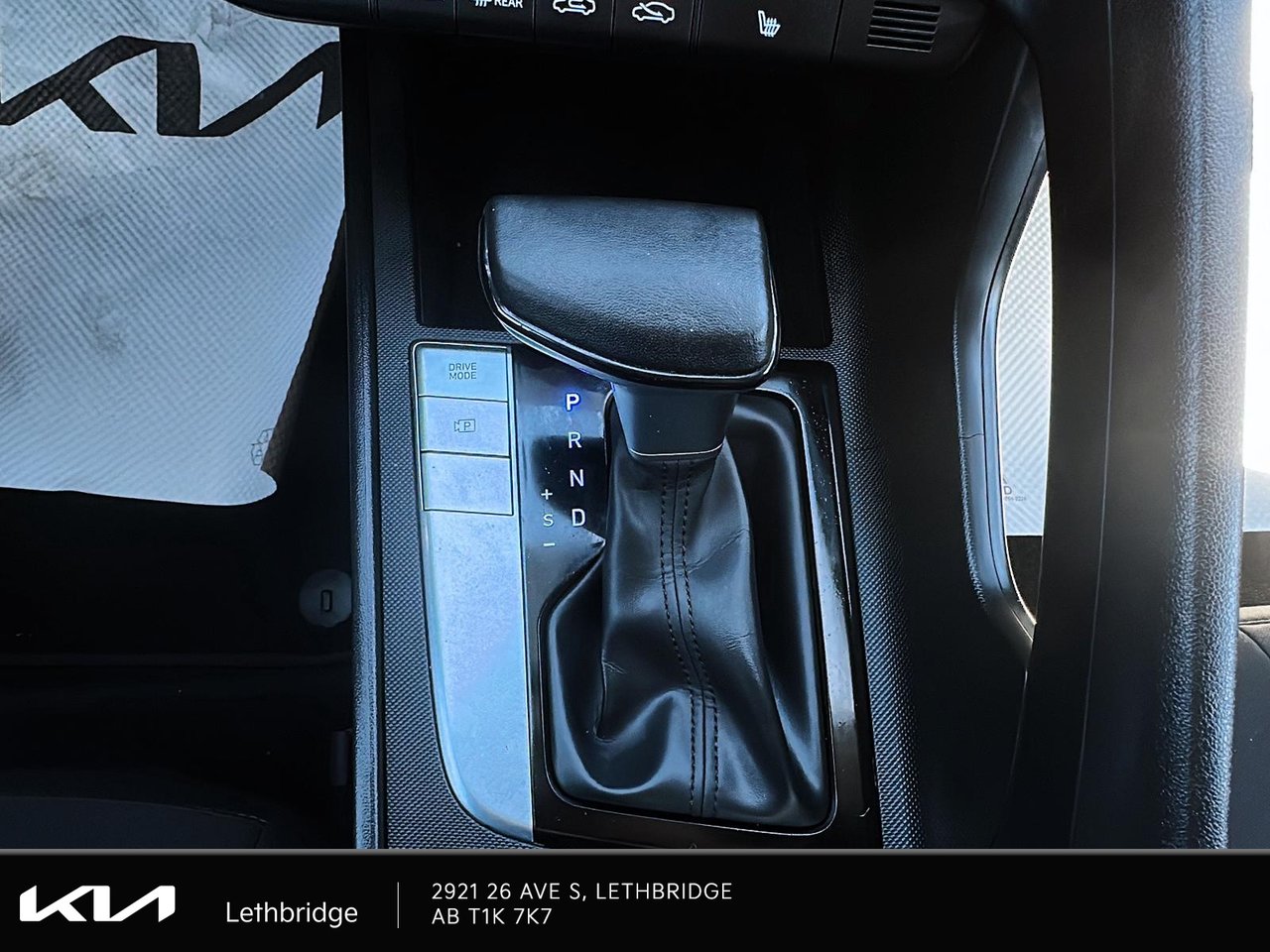 2024 Hyundai Elantra Preferred-13
