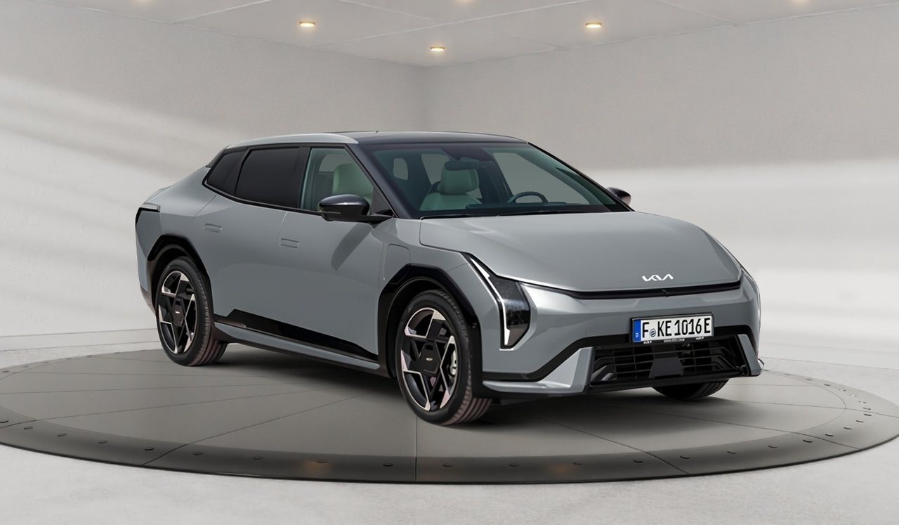 2026 Kia EV4 GT-Line-0