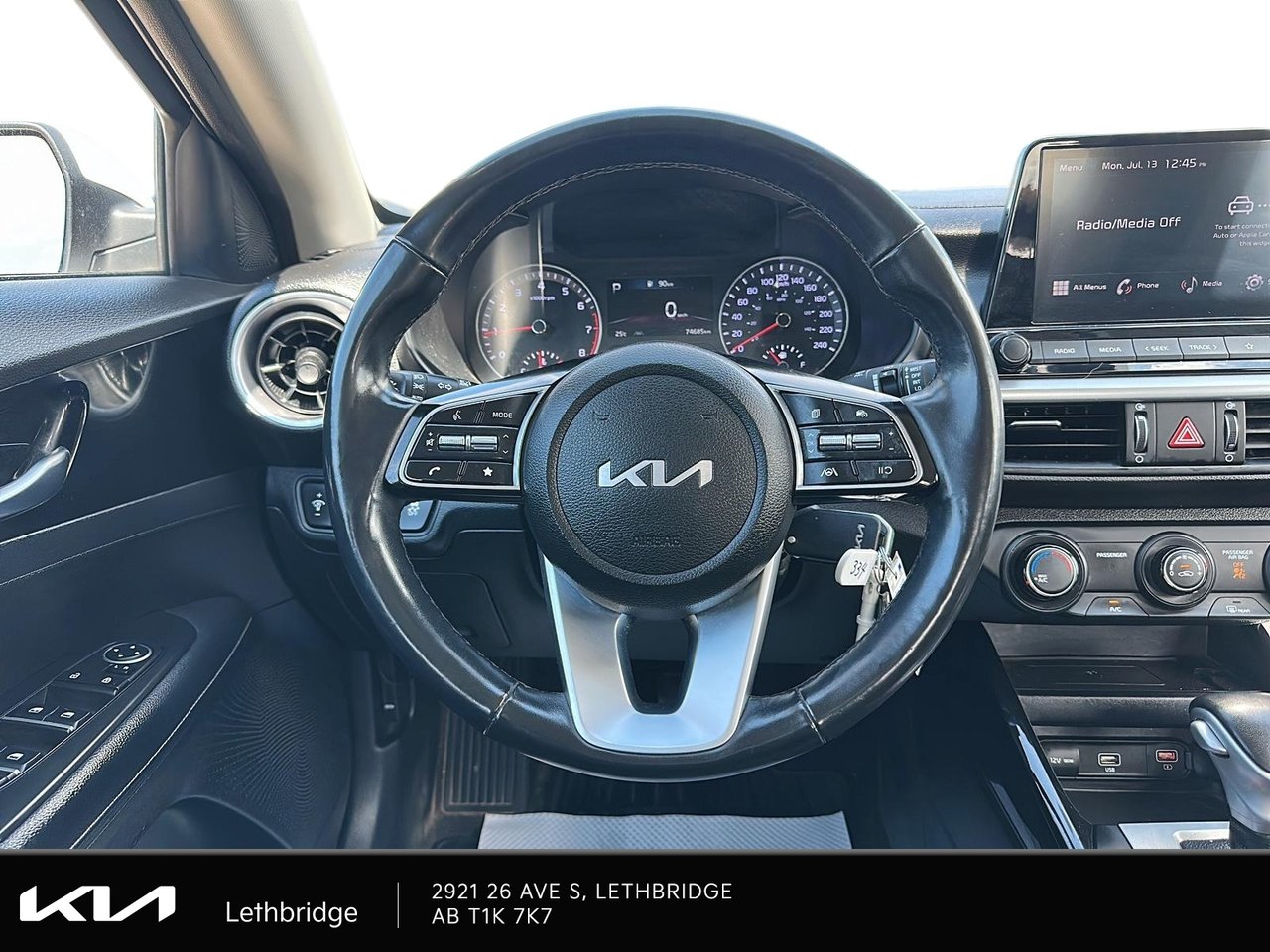 2023 Kia Forte EX-11
