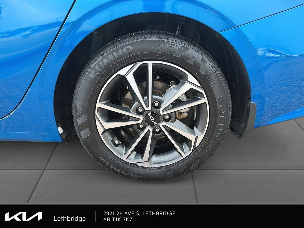 2023 Kia Forte-6