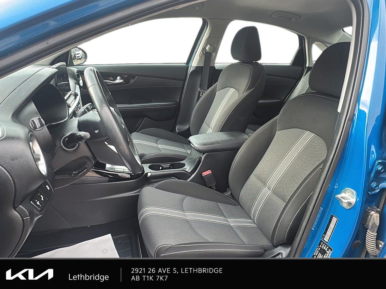 2023 Kia Forte-7