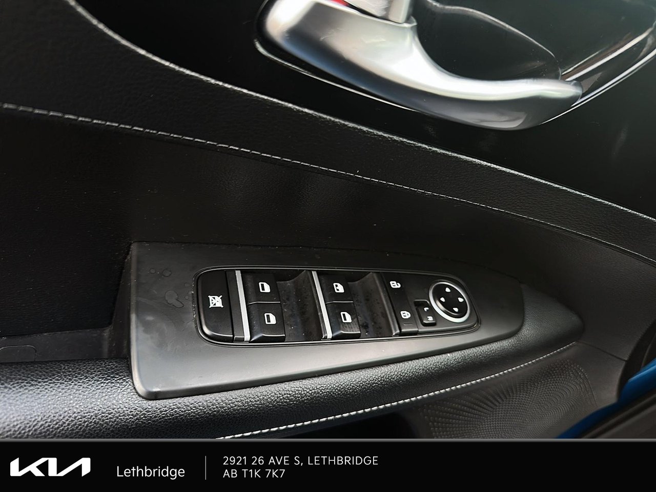 2023 Kia Forte-10