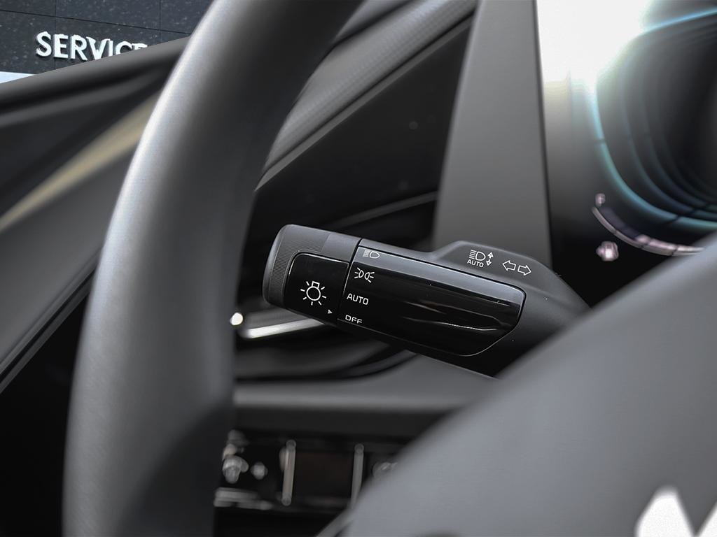 2026 Kia Niro HEV SX-24