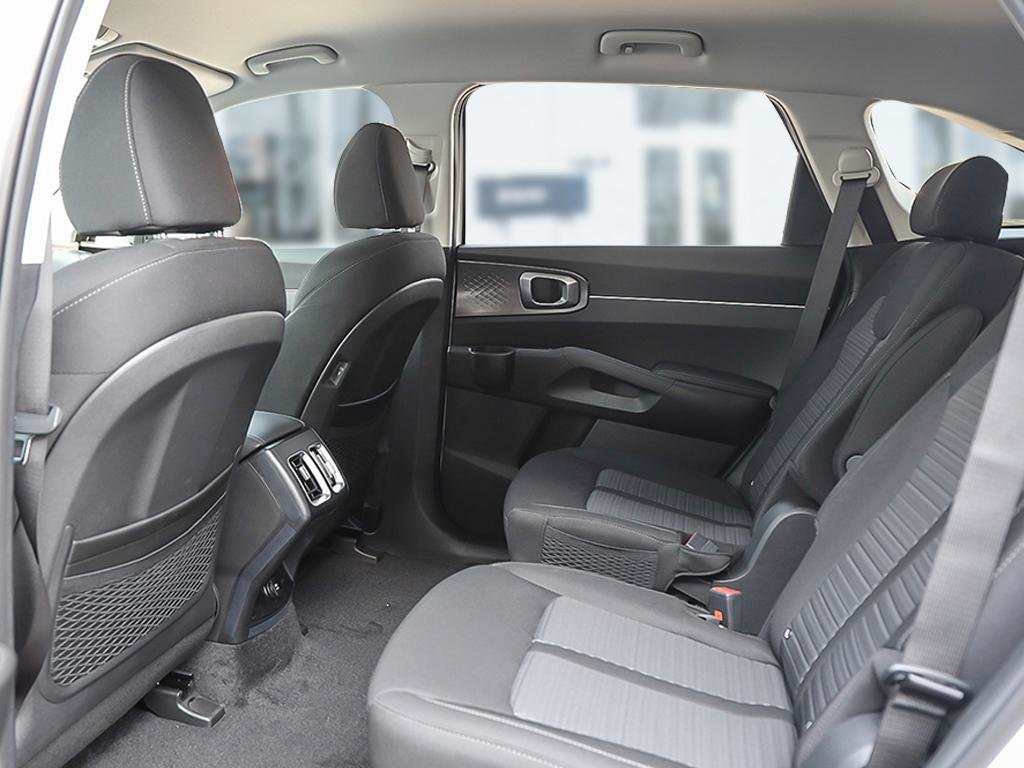 2026 Kia Sorento Plug-In Hybrid LX-17