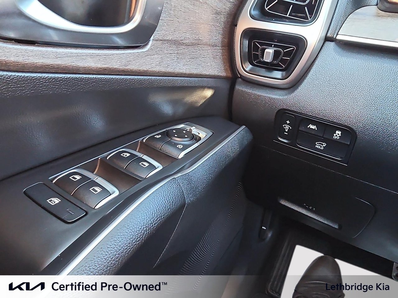 2022 Kia Sorento EX-14