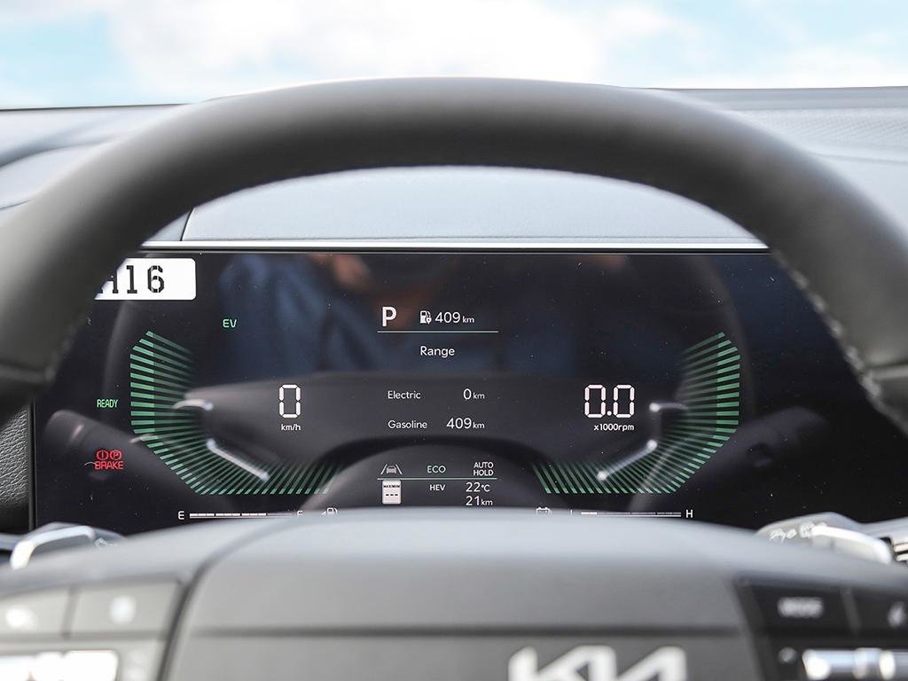 2026 Kia Sportage PHEV EX Premium-12